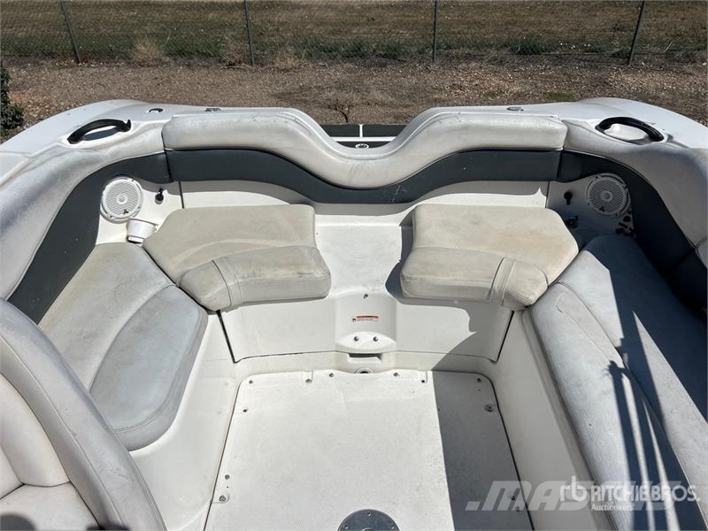 Yamaha AR210 21 ft Jet Boat w/2017 Midwest Trailer Delovni čolni/barže