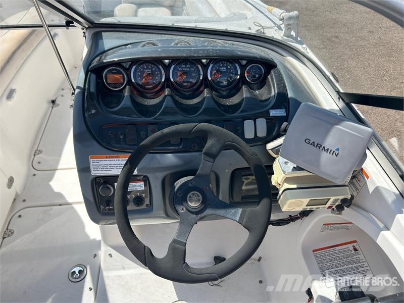 Yamaha AR210 21 ft Jet Boat w/2017 Midwest Trailer Delovni čolni/barže