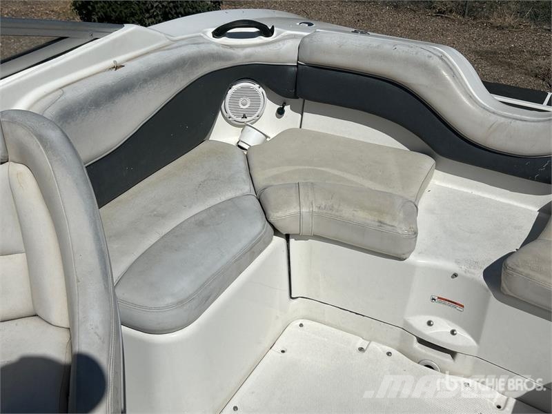 Yamaha AR210 21 ft Jet Boat w/2017 Midwest Trailer Delovni čolni/barže