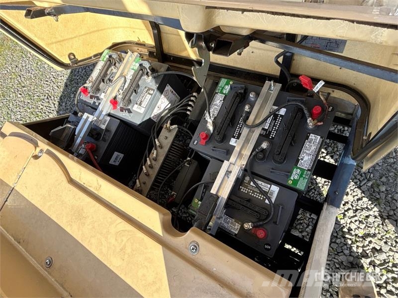 Yamaha Electric Golf Cart (Inoperable) Golf carts
