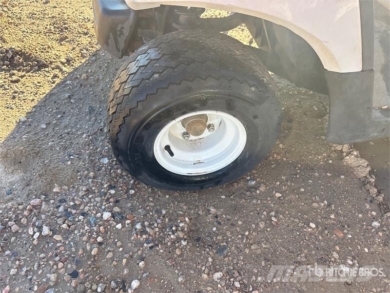 Yamaha Electric Golf Cart (Inoperable) Carrinhos de golfe