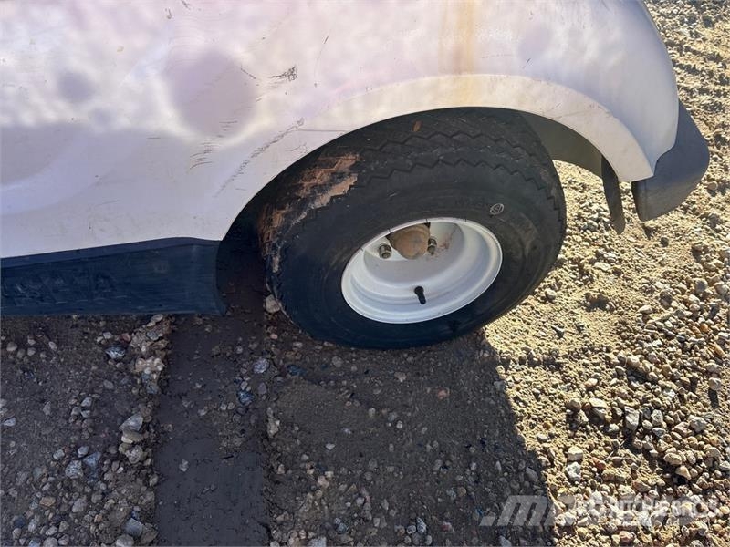Yamaha Electric Golf Cart (Inoperable) Carrinhos de golfe