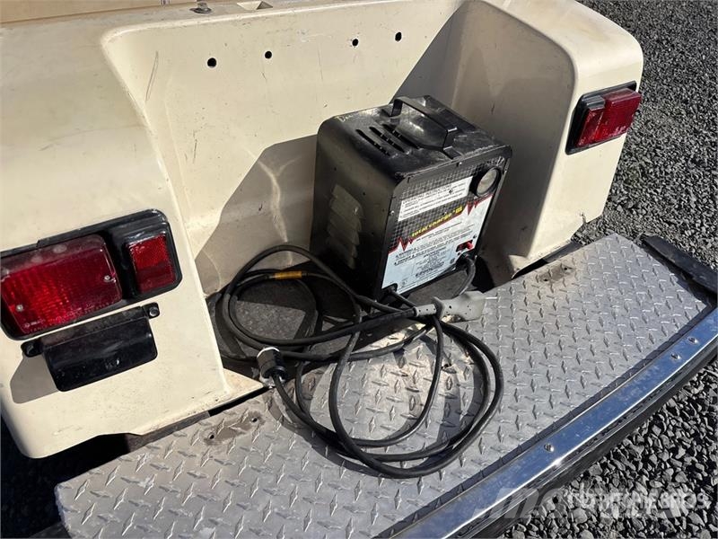 Yamaha Electric Golf Cart (Inoperable) Golf carts