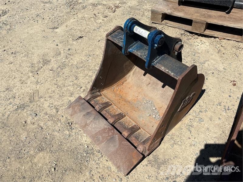 Yanmar 24 in Cleanup Excavator Bucket Schaufeln