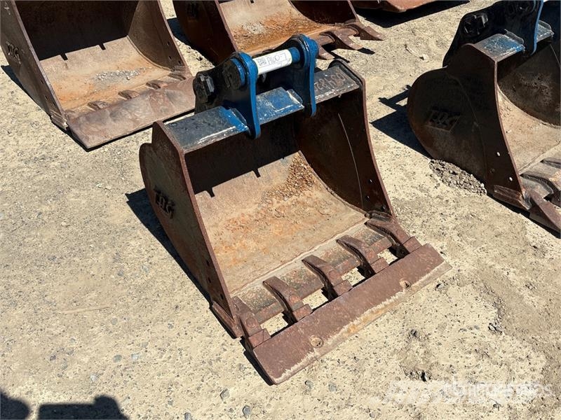 Yanmar 24 in Cleanup Excavator Bucket Schaufeln