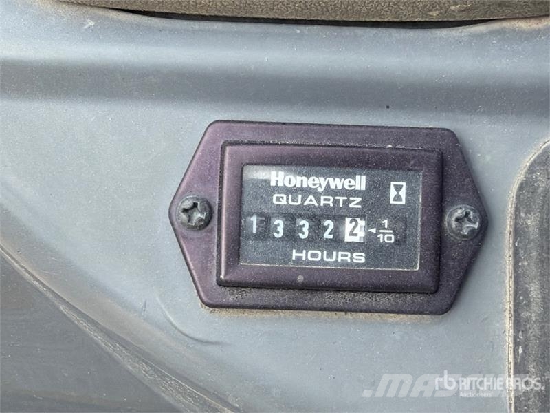 Yanmar SV08 Mini Excavator Mini kotrók < 7t