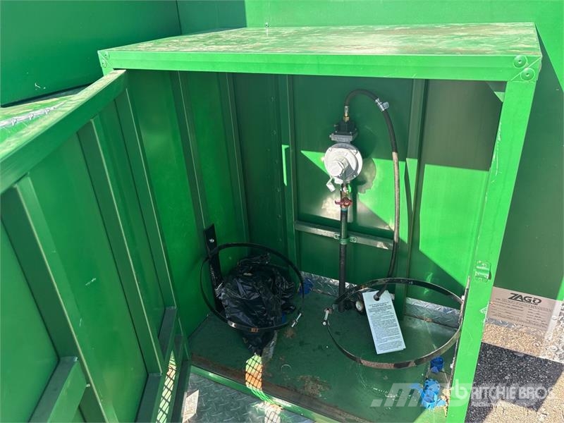 Zago 11 ft T/A Food Concession Trailer مقطورات أخرى