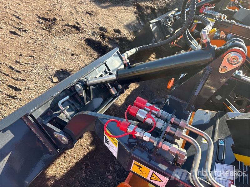ZVOX SU-480 Mini Compact Track Loader (Unused) Мини товарачи