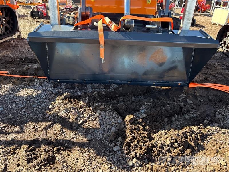ZVOX SU-480 Mini Compact Track Loader (Unused) Мини товарачи