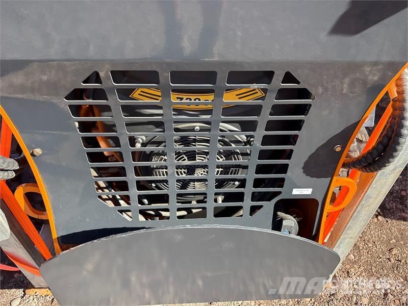 ZVOX SU-480 Mini Compact Track Loader (Unused) Мини товарачи