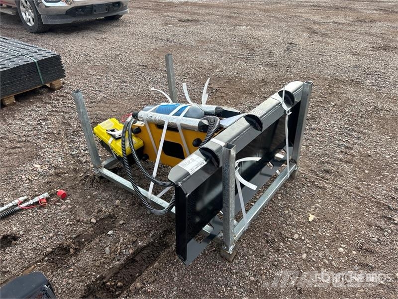 ZVOX SU-BR680 Skid Steer Breaker (Unused) Iskuvasarat