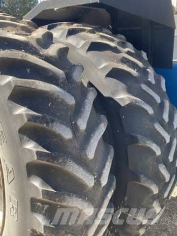 Ford-New Holland 946 Sonstige Baumaschinen
