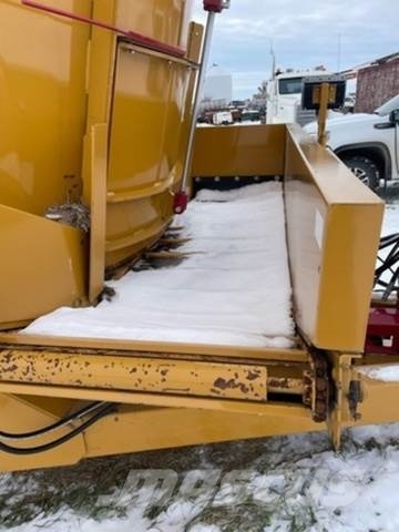 Haybuster® CMF-1150 Otros