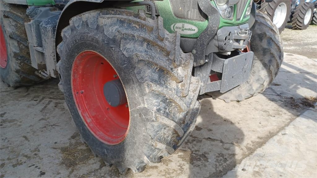 Fendt 516 SCR الجرارات