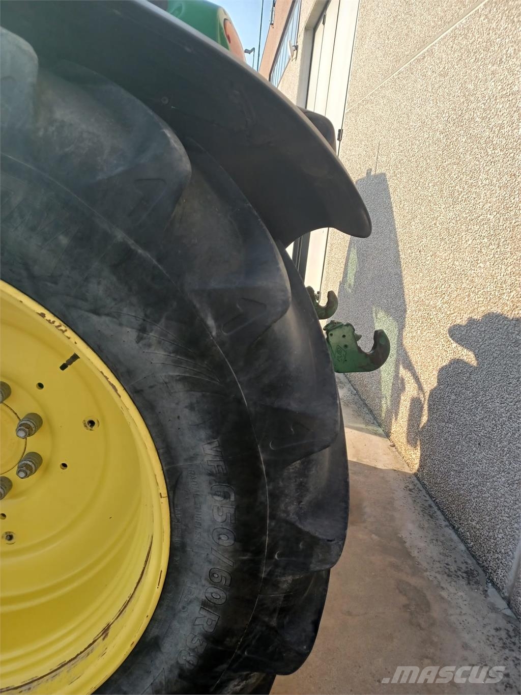 John Deere 6125 R Трактори
