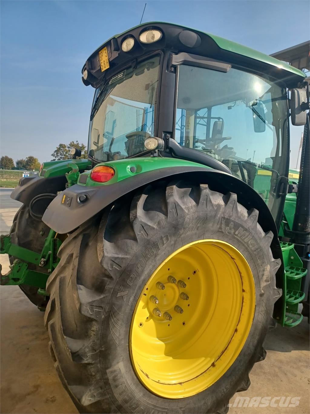 John Deere 6125 R Трактори