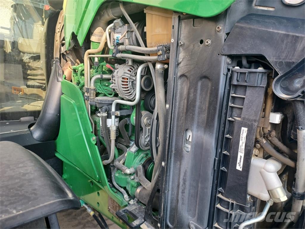 John Deere 6125 R Трактори