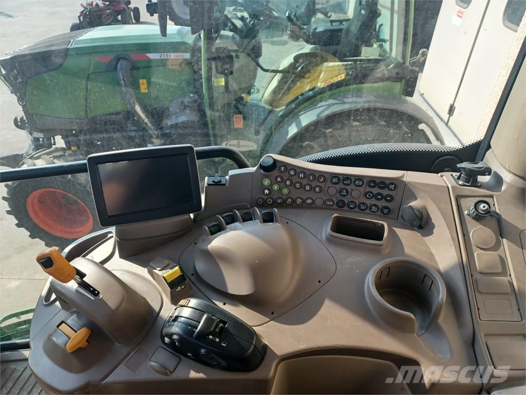 John Deere 6125 R Трактори