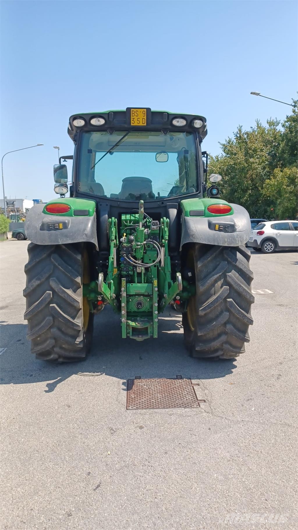 John Deere 6130R Traktoren