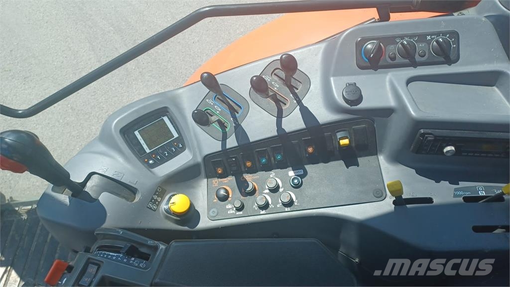 Kubota GX110-II الجرارات