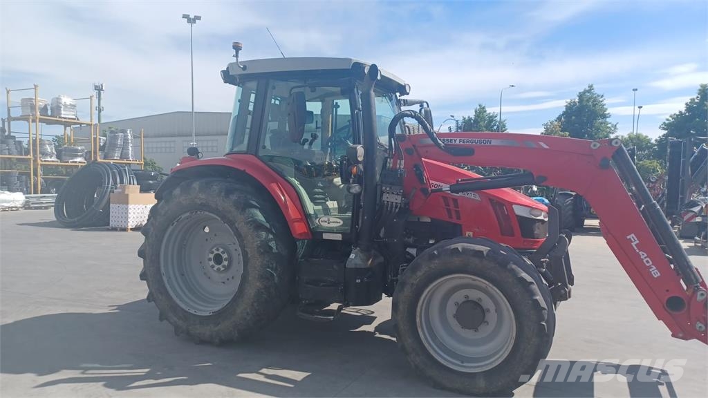 Massey Ferguson 5712S Traktoren