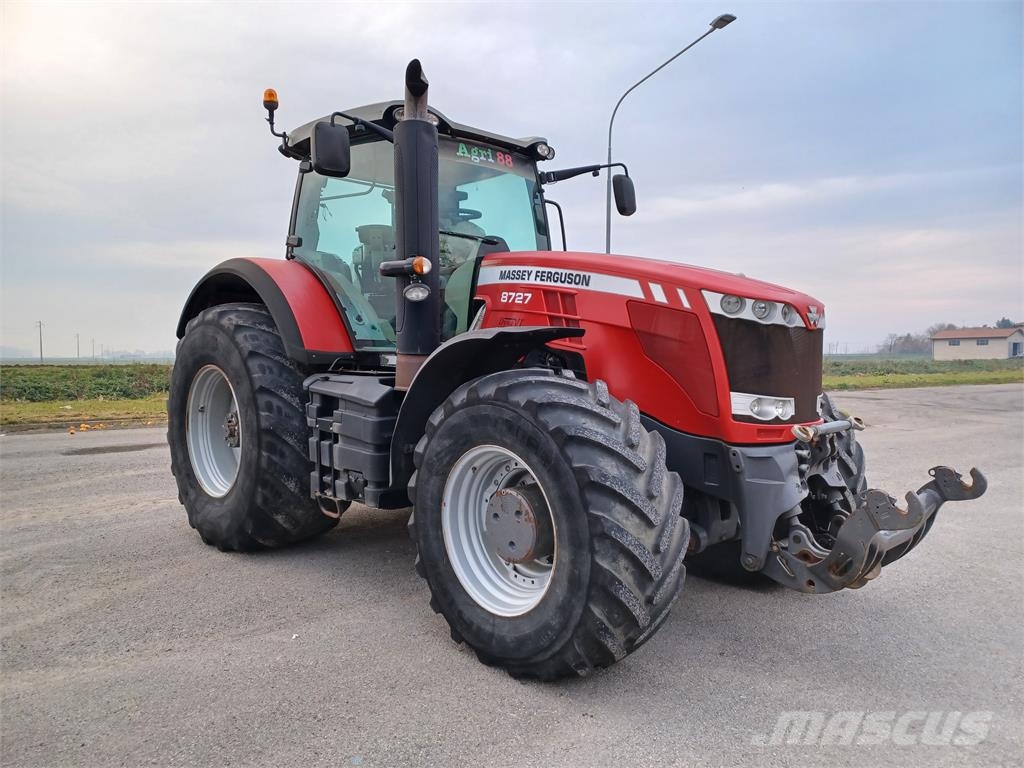 Massey Ferguson 8727 トラクター