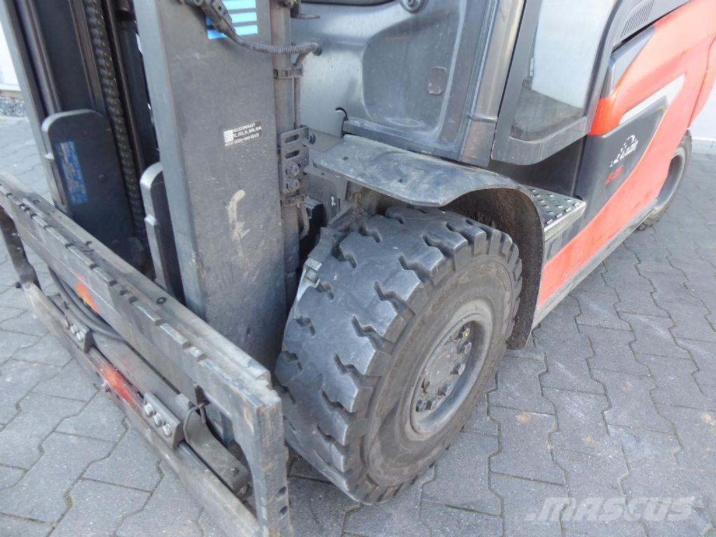 Linde E25-01 Sähkötrukit