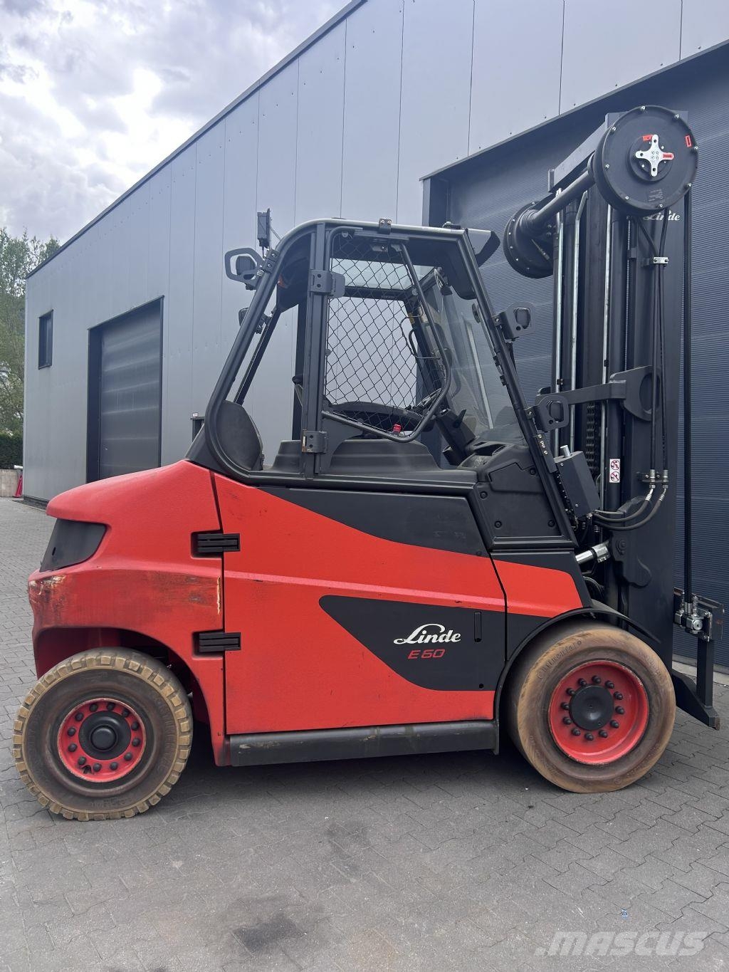 Linde E60-01 电动叉车