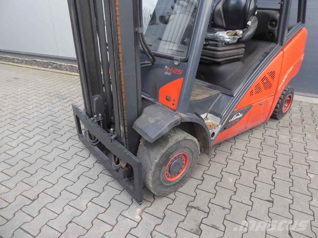 Linde H25D-02 디젤 지게차