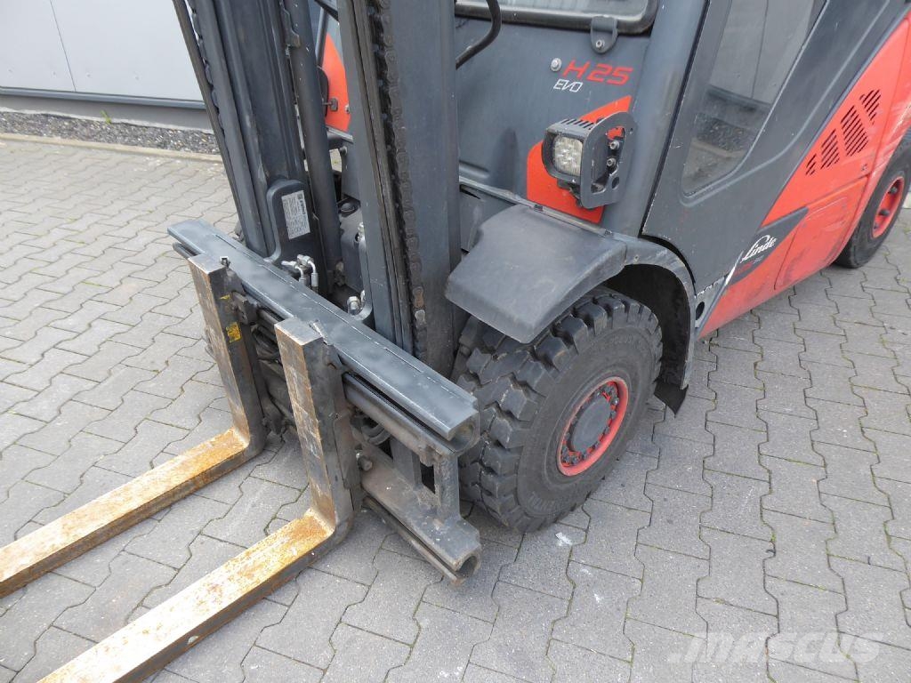 Linde H25D-02 Dieselmotviktstruckar