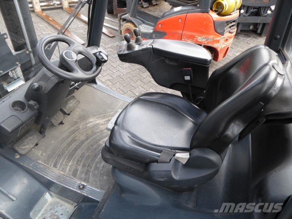 Linde H30D-02 شاحنات الديزل