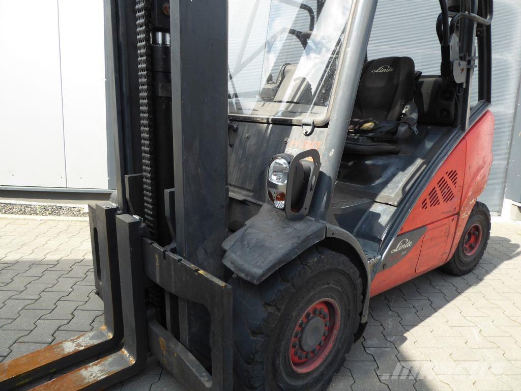 Linde H30D-02 شاحنات الديزل