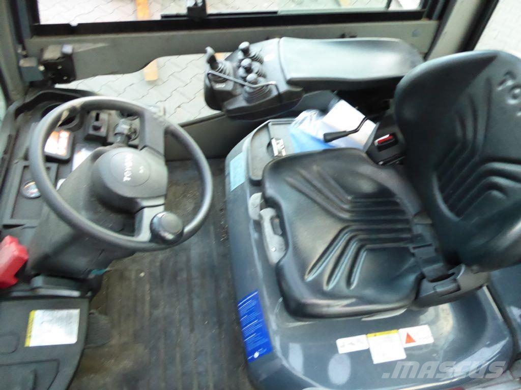 Toyota 02-8FGF30 Chariots GPL