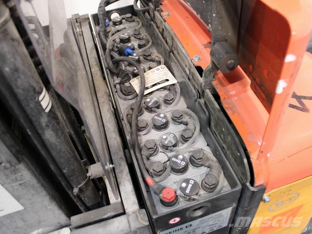 BT SPE 160 L Käyden ajettavat pinoamistrukit