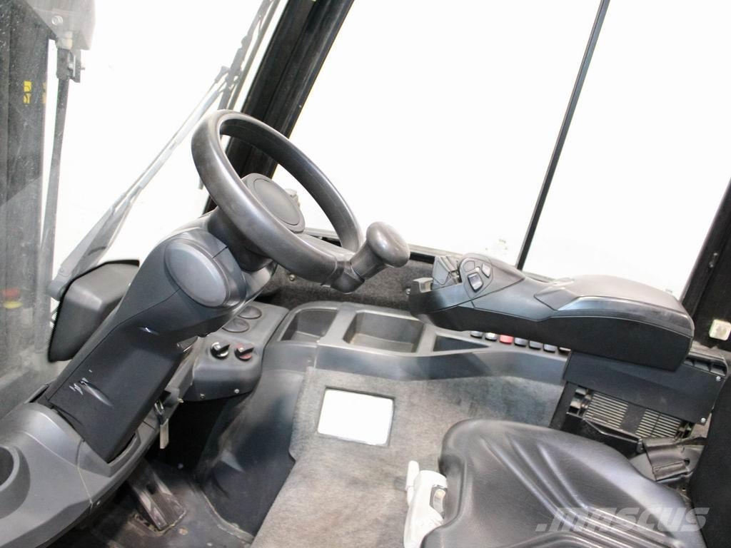 CAT EP 30 CN Elektriniai šakiniai krautuvai