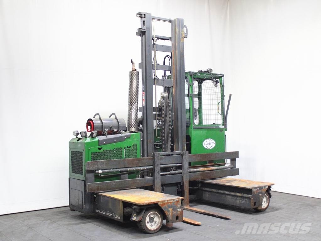 Combilift C 8000 GST Seitenstapler