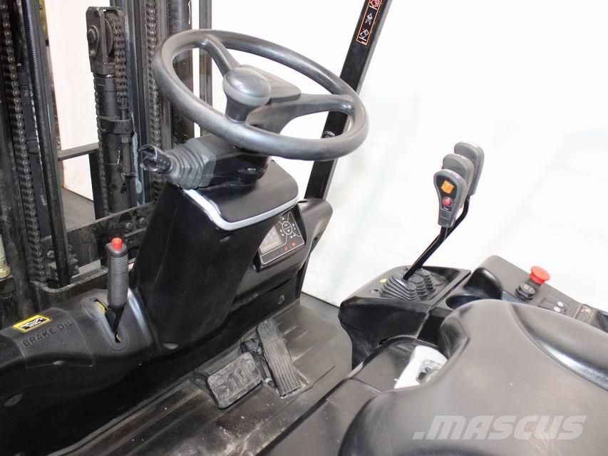 Hyundai 16 B-9 Elektrikli forkliftler