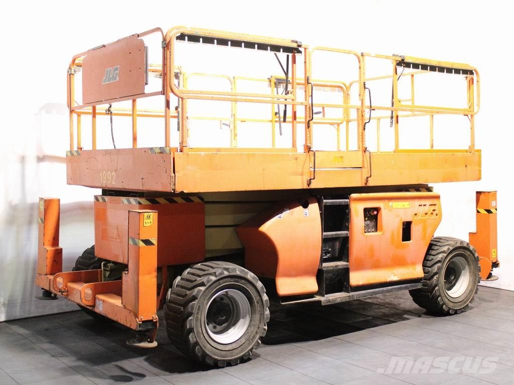 JLG 3394RT Šķerveida pacēlāji