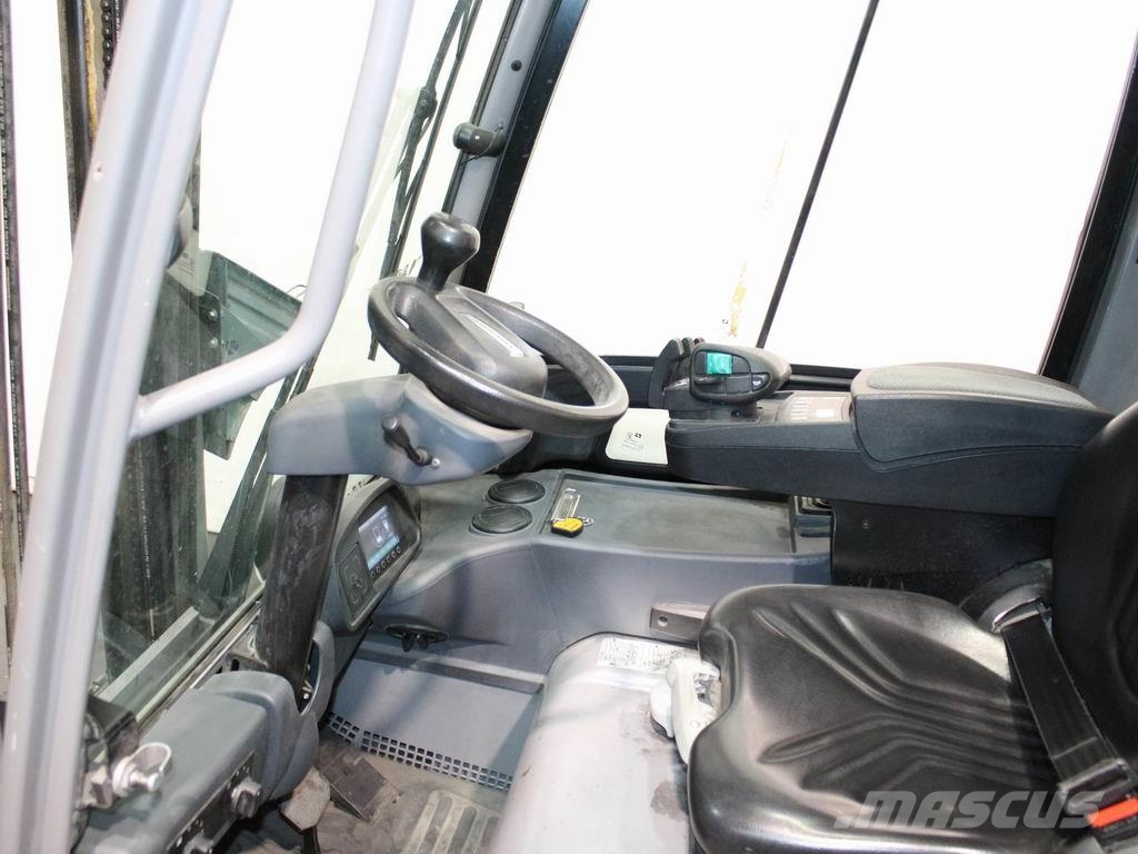 Jungheinrich EFG 215 G+E140-300ZT Electric forklifts
