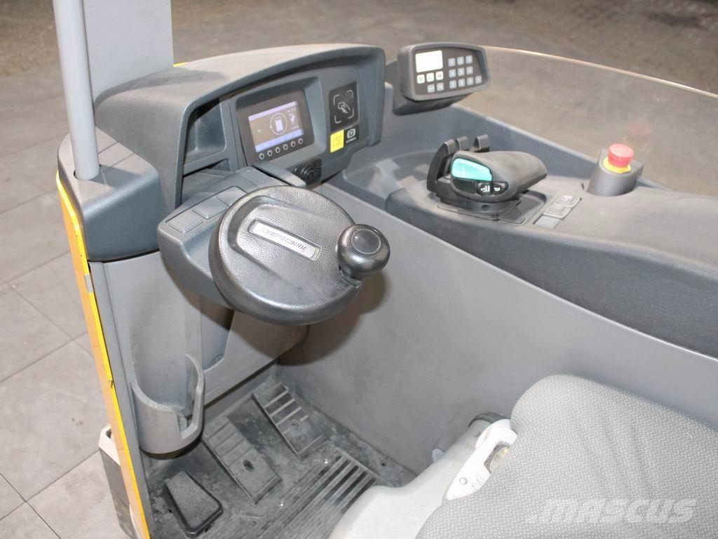 Jungheinrich ETV 216 E GNE115-992DZ Reachtruck voor hoog niveau