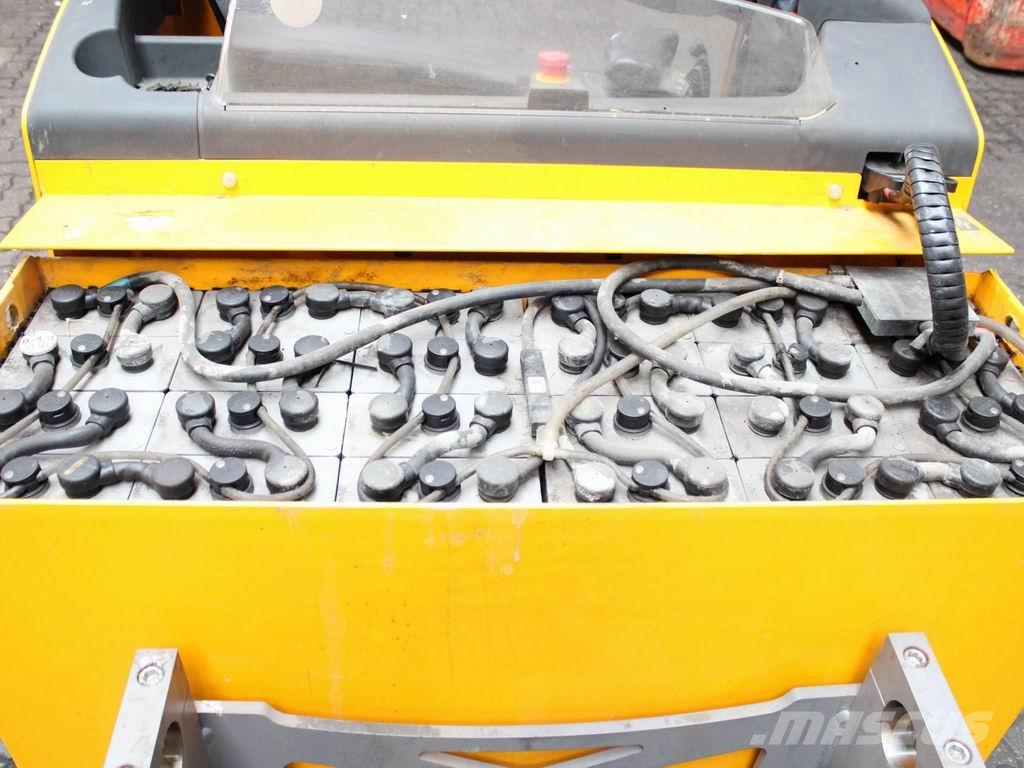 Jungheinrich ETV 320 DL GNE115-1151DZ Reachtruck voor hoog niveau