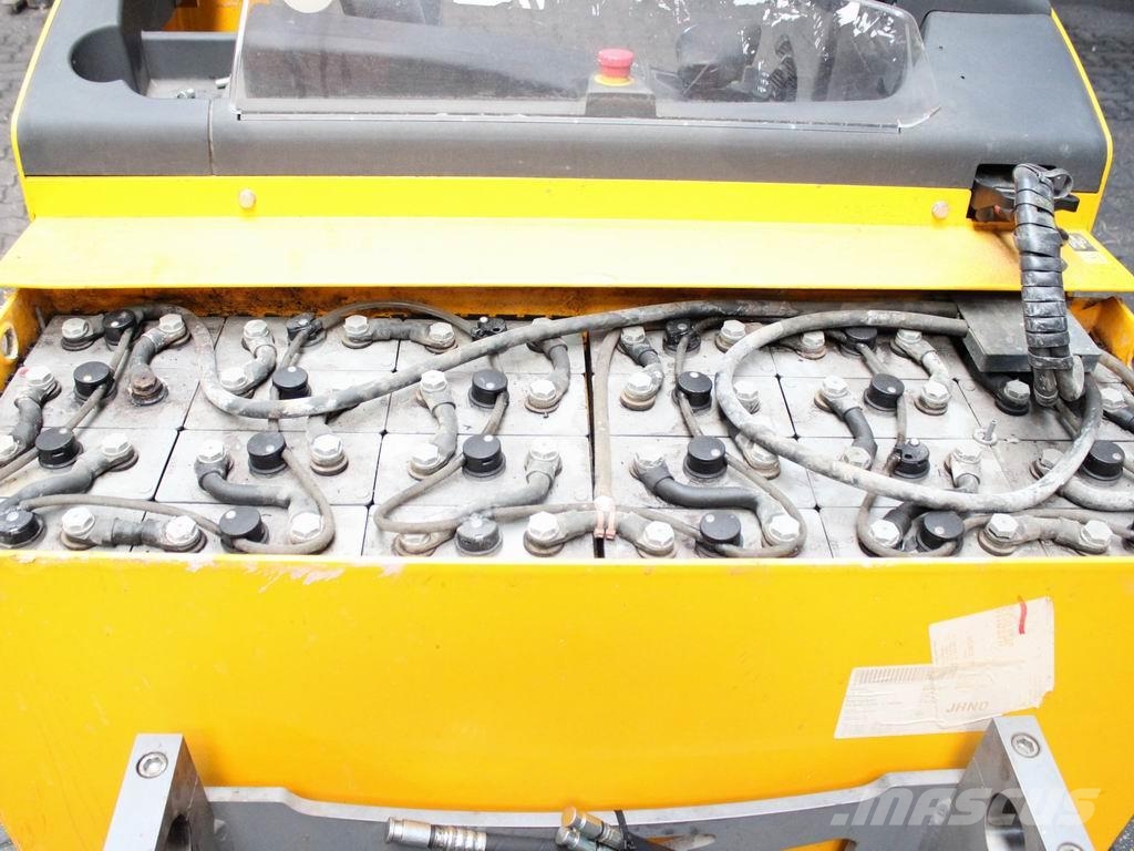 Jungheinrich ETV 320 DL GNE115-1151DZ Reachtruck voor hoog niveau