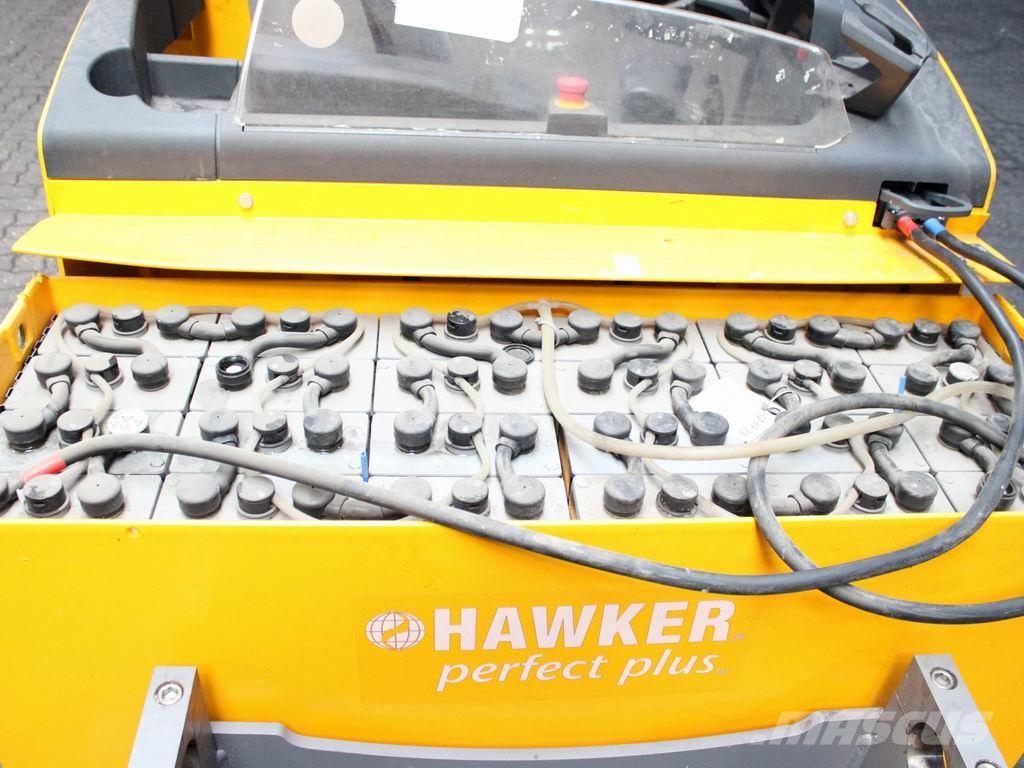 Jungheinrich ETV 320 DL GNE115-1151DZ Reachtruck voor hoog niveau