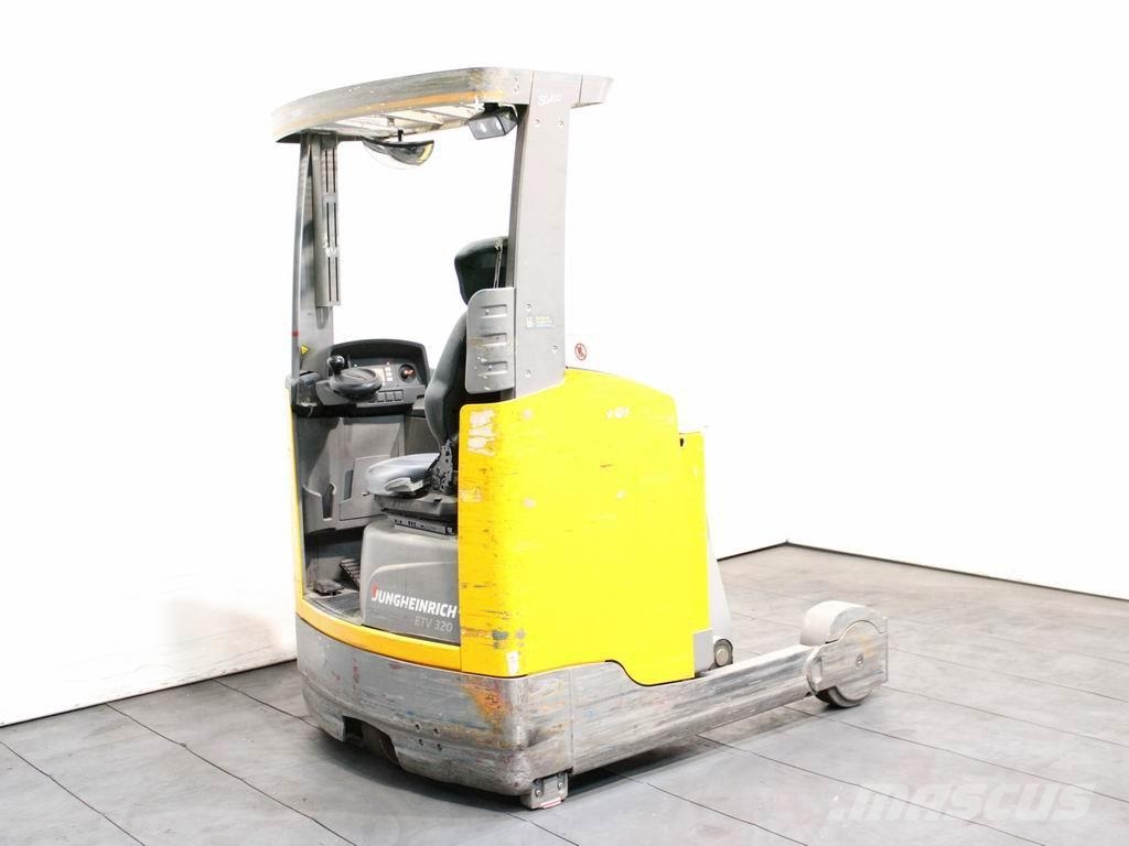 Jungheinrich ETV 320 DL GNE115-1151DZ Reachtruck voor hoog niveau