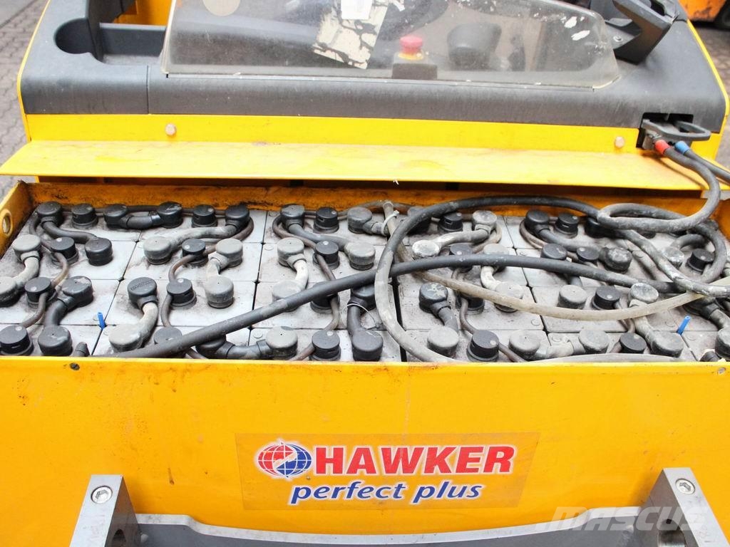 Jungheinrich ETV 320 DL GNE115-1151DZ Reachtruck voor hoog niveau