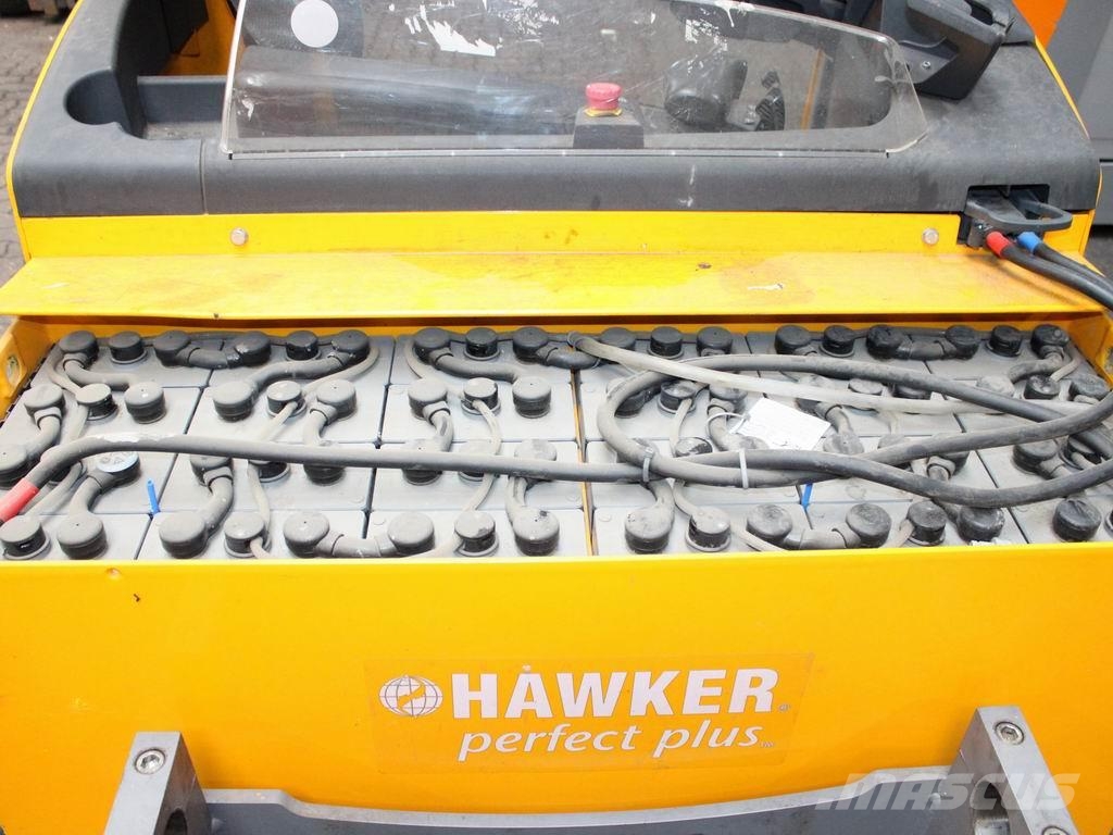 Jungheinrich ETV 320 DL GNE115-1151DZ Reachtruck voor hoog niveau