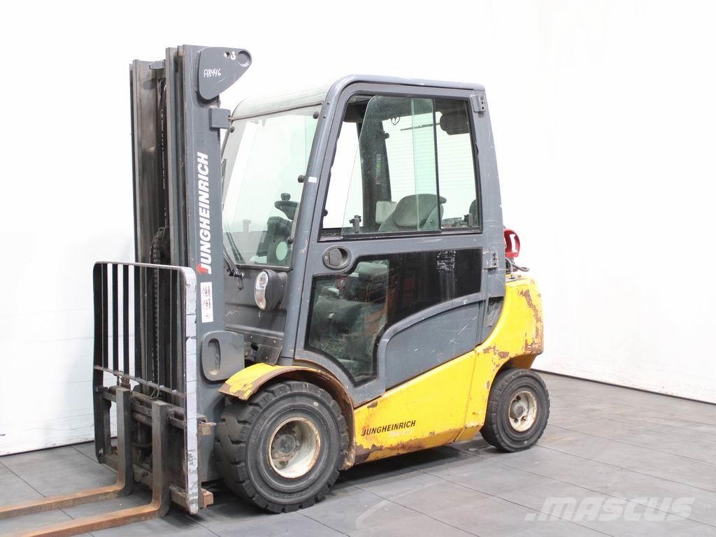 Jungheinrich TFG 425 G+E120-500DZ شاحنات LPG