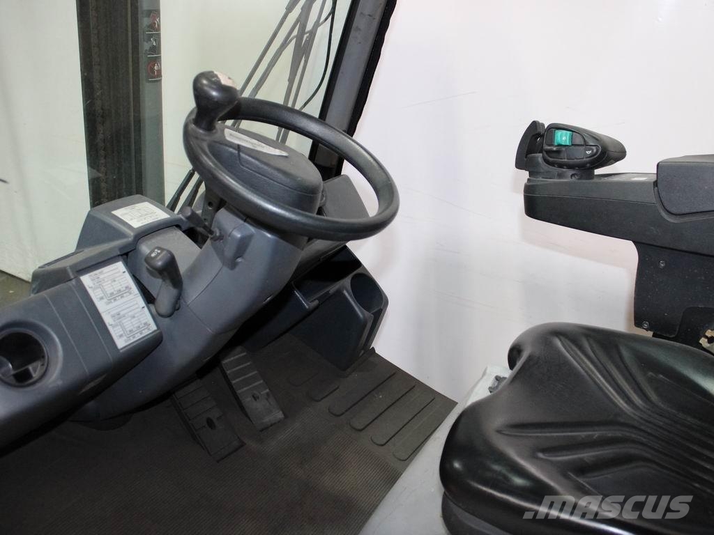 Jungheinrich TFG 435s GE100-430ZT Chariots GPL