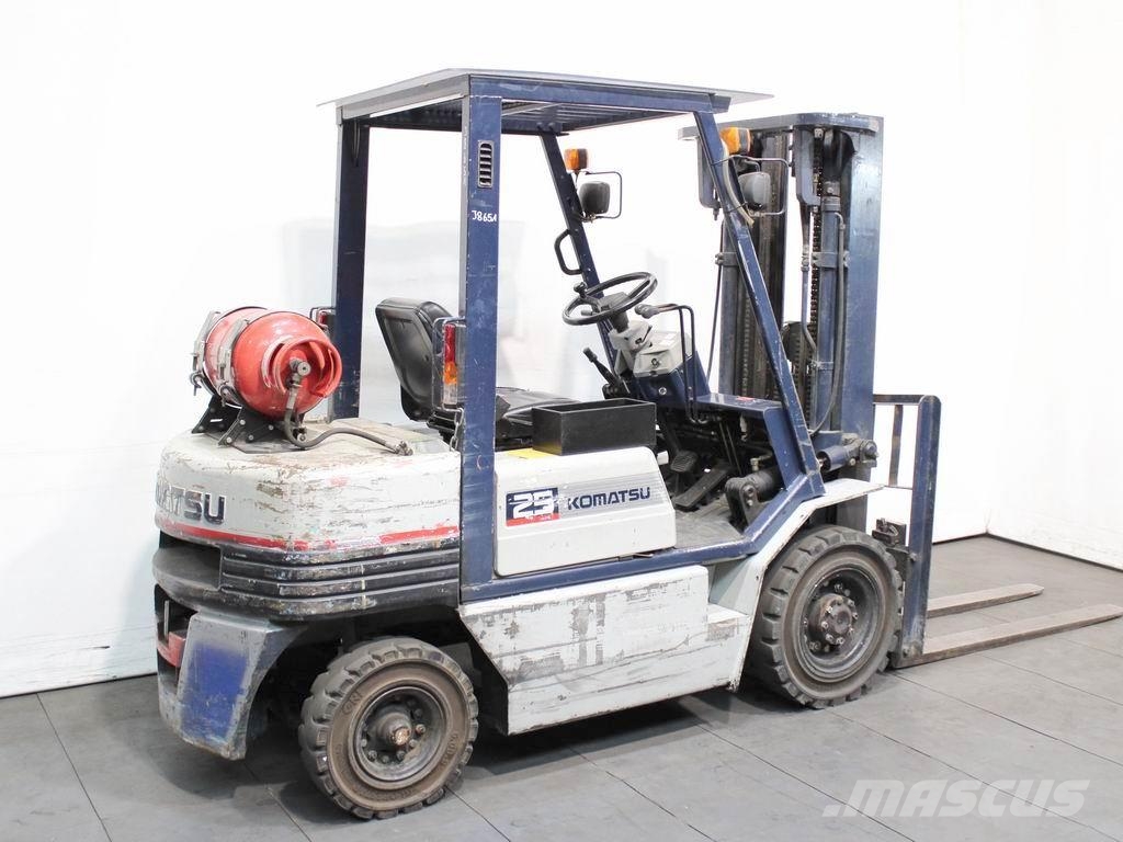 Komatsu FG 25 T-11 LPG'li forkliftler