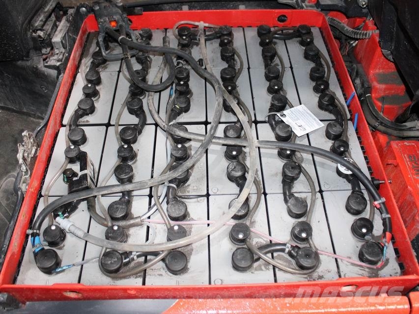 Linde E 20 PL-02 386 电动叉车